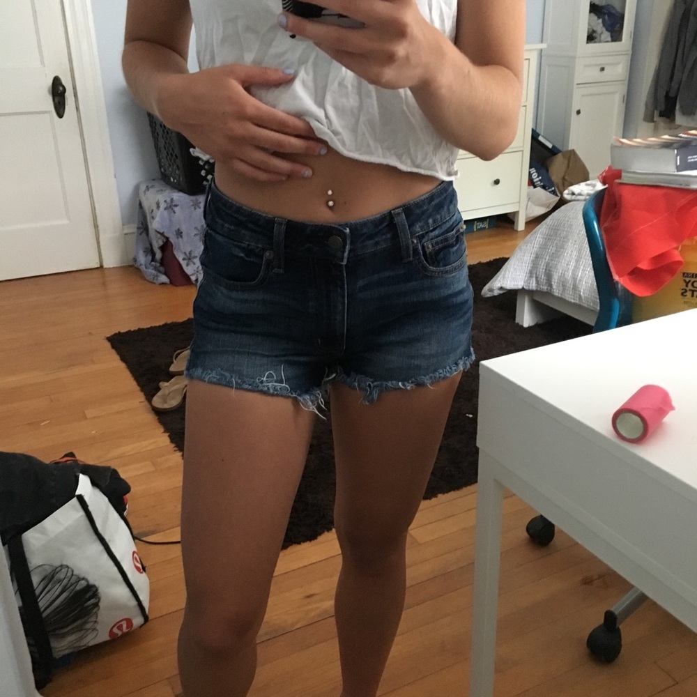 American eagle dark wash shorts